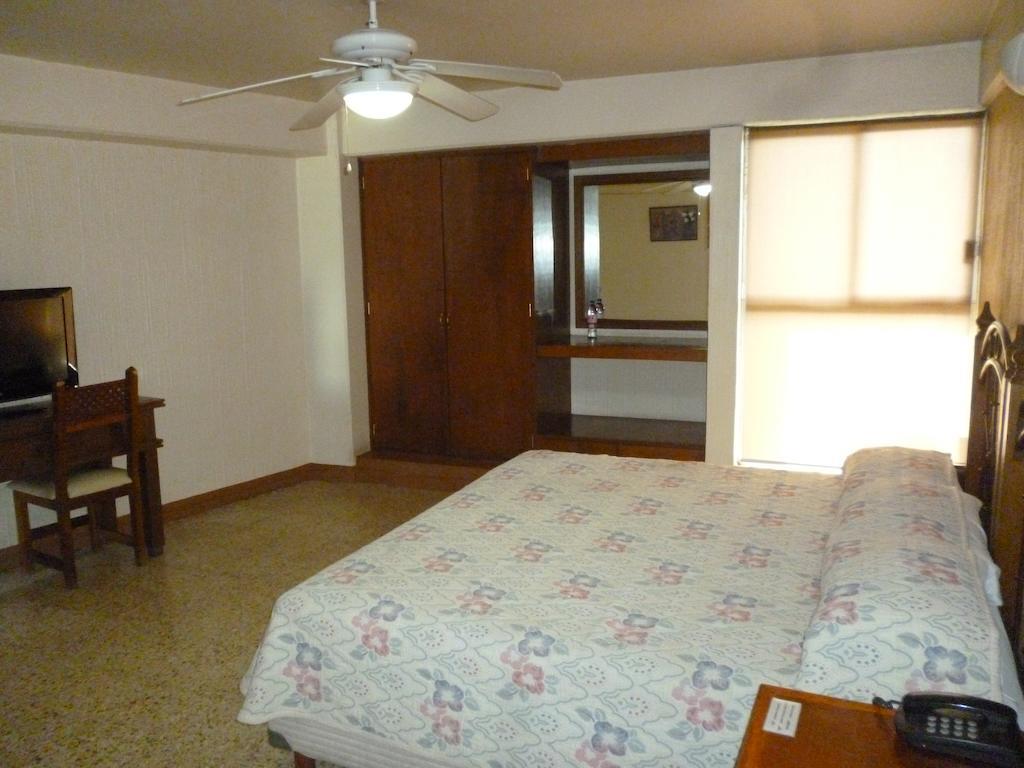 Hotel Virginia Oaxaca Bagian luar foto